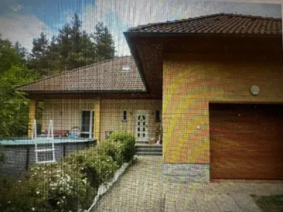 RD Hajany, zast. pl. 175 m2, poz. o vým. 880 m2
