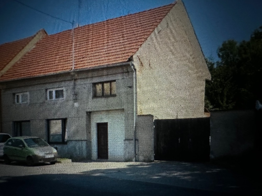 RD Hrubčice, zast. pl. 206 m2, poz. o vým. 434 m2 – fotografie 1