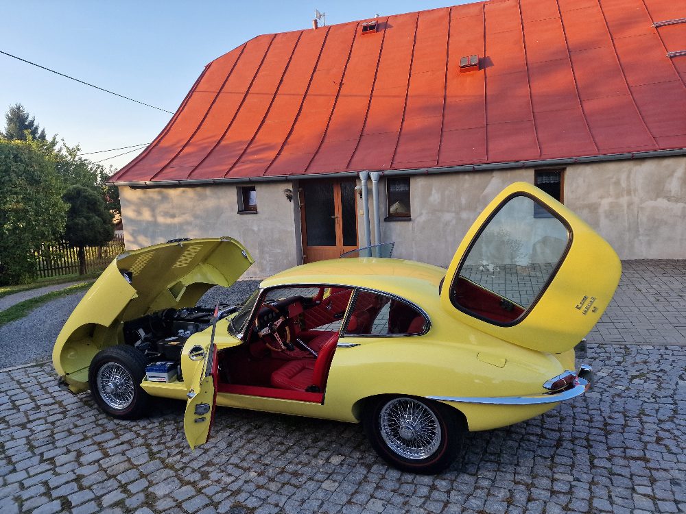 Jaguar E-Type 1 serie 4,2 2+2 rv.1968 po Renovaci – fotografie 5
